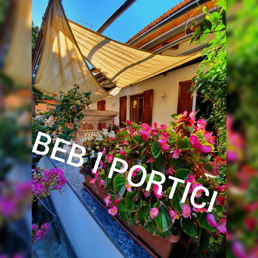 Bed and Breakfast Beb I Portici Черноббио Экстерьер фото