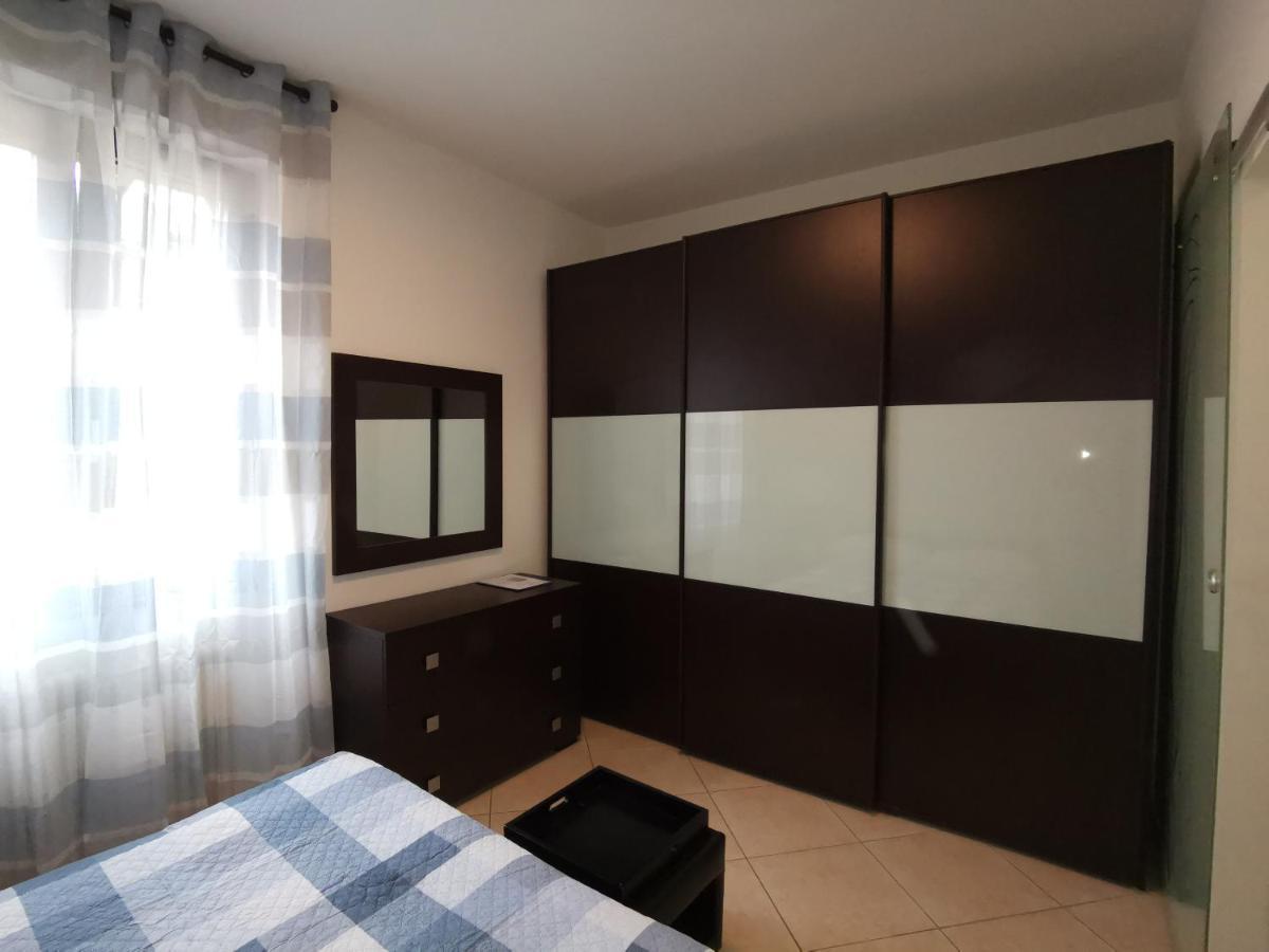 Bed and Breakfast Beb I Portici Черноббио Экстерьер фото